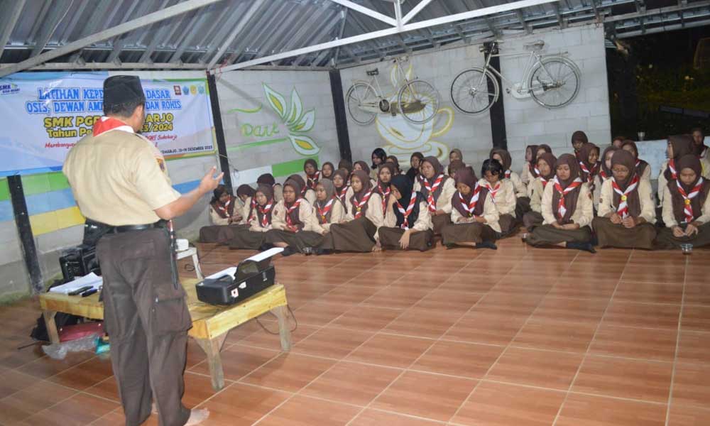 Latihan Dasar Kepemimpinan