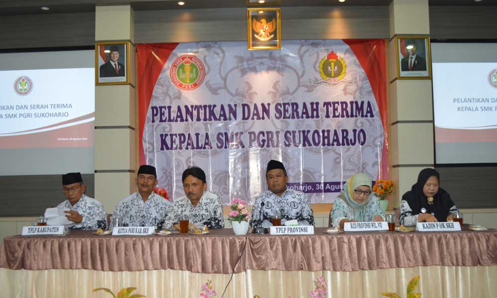 Pelantikan Kepala Sekolah Baru SMK PGRI Sukoharjo