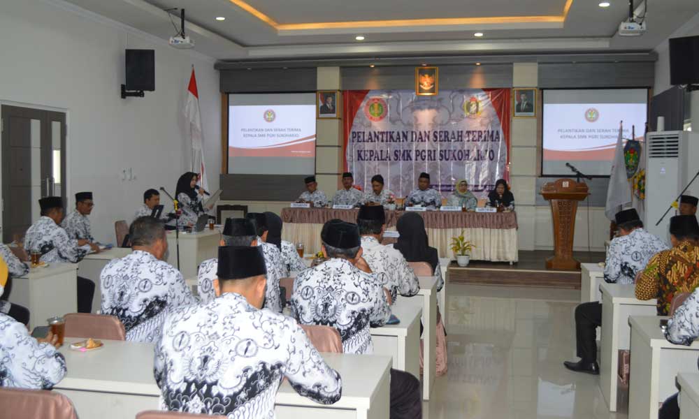 Pelantikan Kepala Sekolah Baru SMK PGRI Sukoharjo