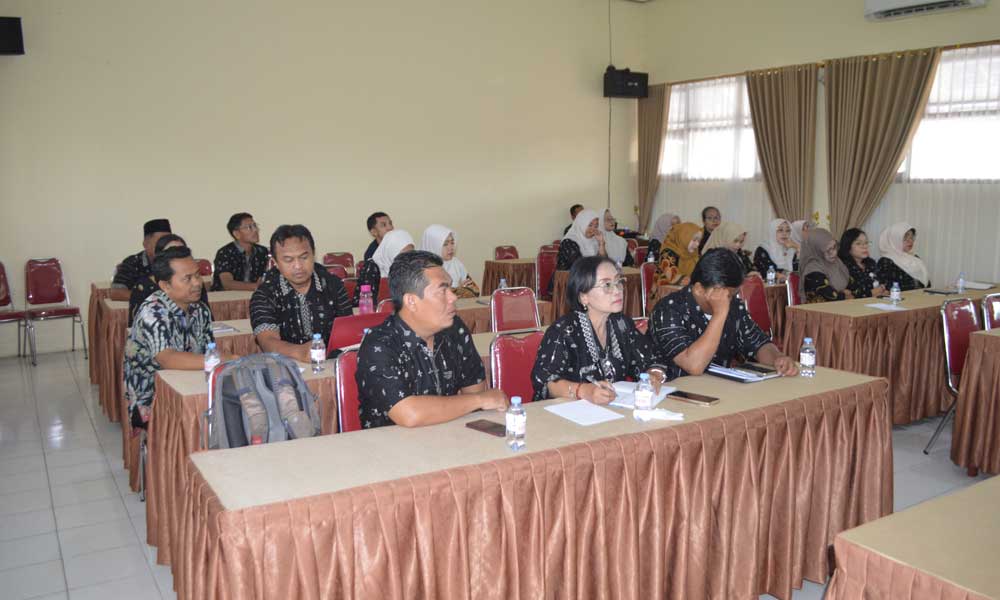 WORKSHOP KOMPETENSI GURU MEMPERKUAT NUMERASI