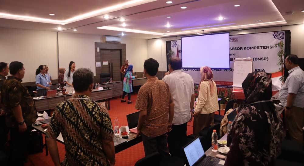 Pelaksanaan Pelatihan Asesor Kompetensi Hari Pertama